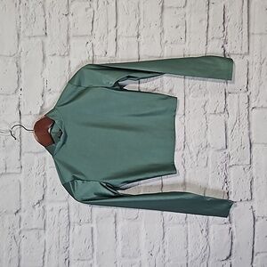 Wild fable green spandex long sleeve crop top